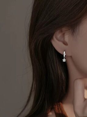 Vintage pt950 real white gold Huggies hoop stars